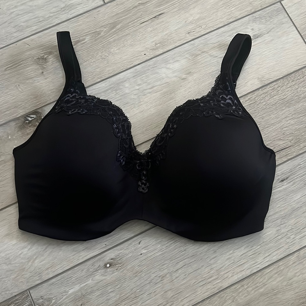 Playtex Secrets Shapes & Supports Balconette Full Figure Underwire Bra